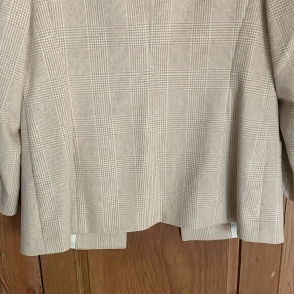 Piacenza for Escada beige houndstooth wool blend blazer - Picture 13 of 13
